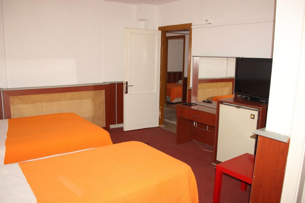 Hotel Ulke Yalova (Yalova) Quarto foto