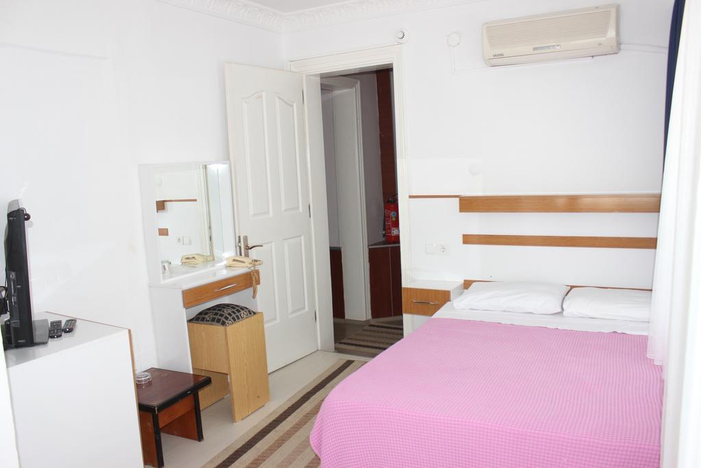 Hotel Ulke Yalova (Yalova) Quarto foto